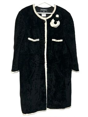 Chanel 48 shearling button coat camellia fur brooches RARE VINTAGE A03